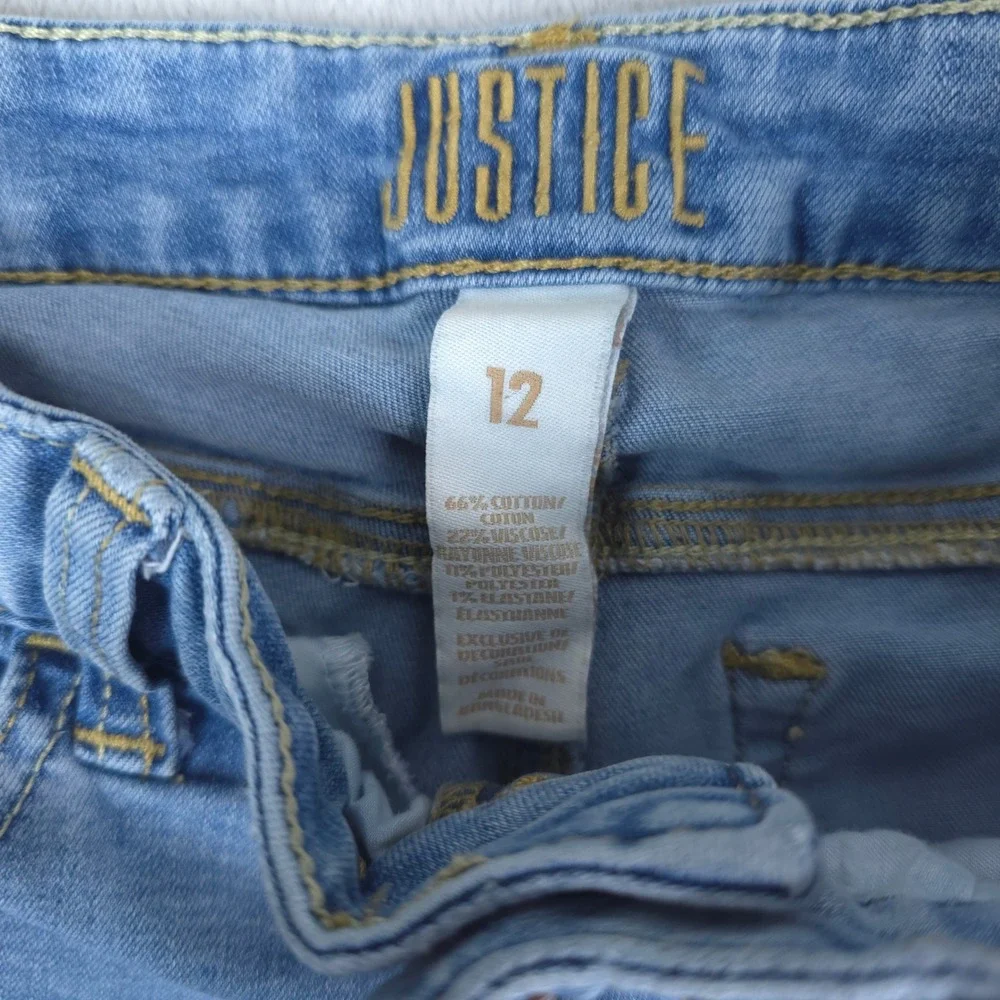 Justice Denim‎ Shorts Girls 12 Blue Distressed Frayed Hem Stretch Bermuda